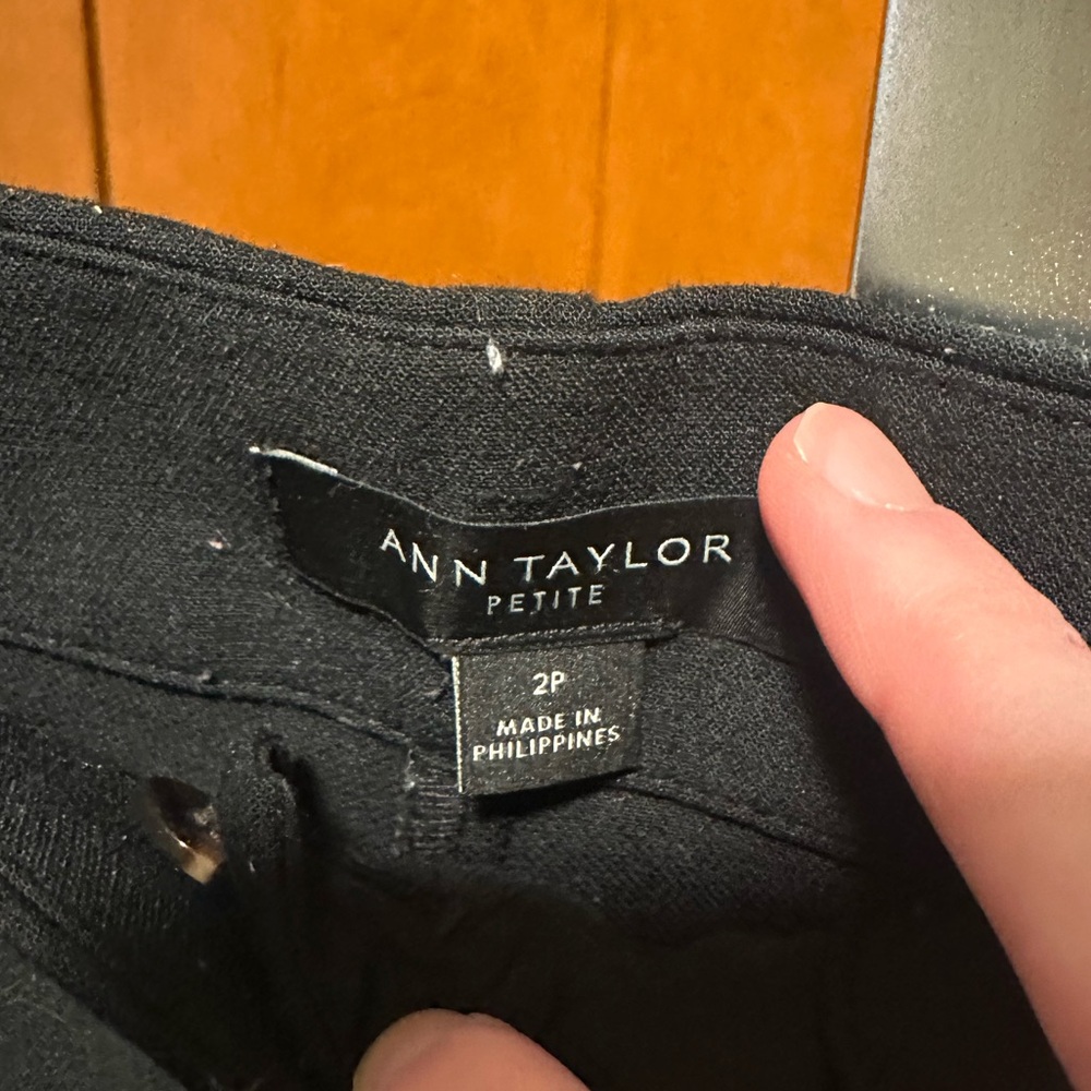 Ann Taylor black straight leg work pants - Picture 2 of 4